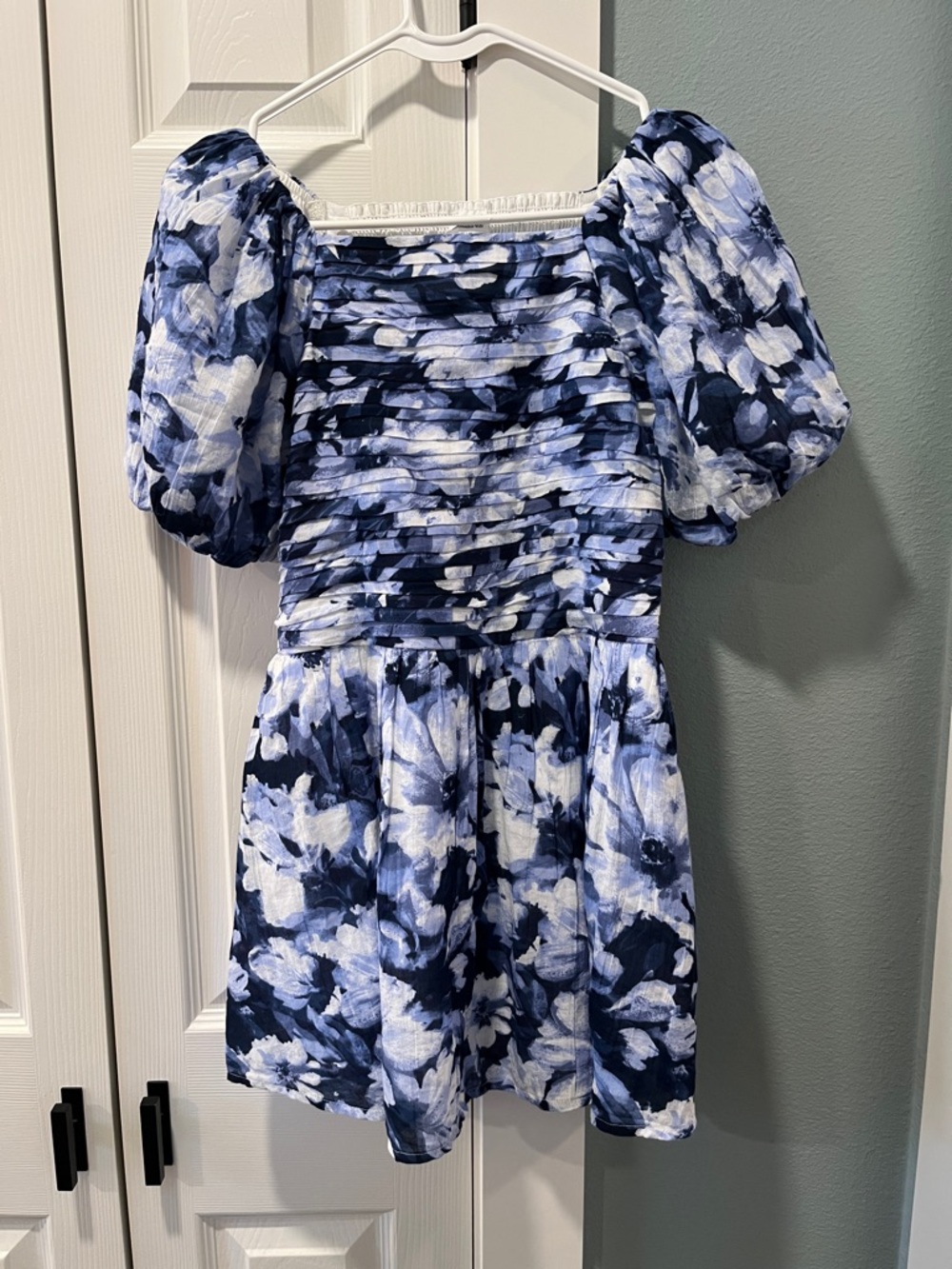Abercrombie Kids Blue & White Floral Mini Dress